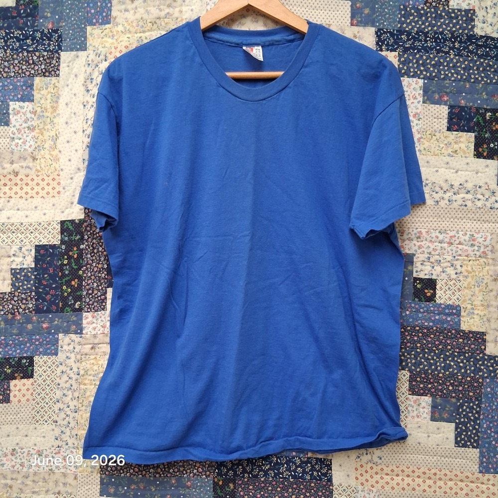 Vintage 90s Hanes Single Stitch Blue Tee Shirt Size XL Made in USA Crew Blank